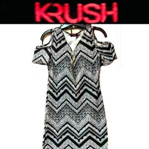 KRUSH cold shoulder dress with front zipper color black/white size M  NWT